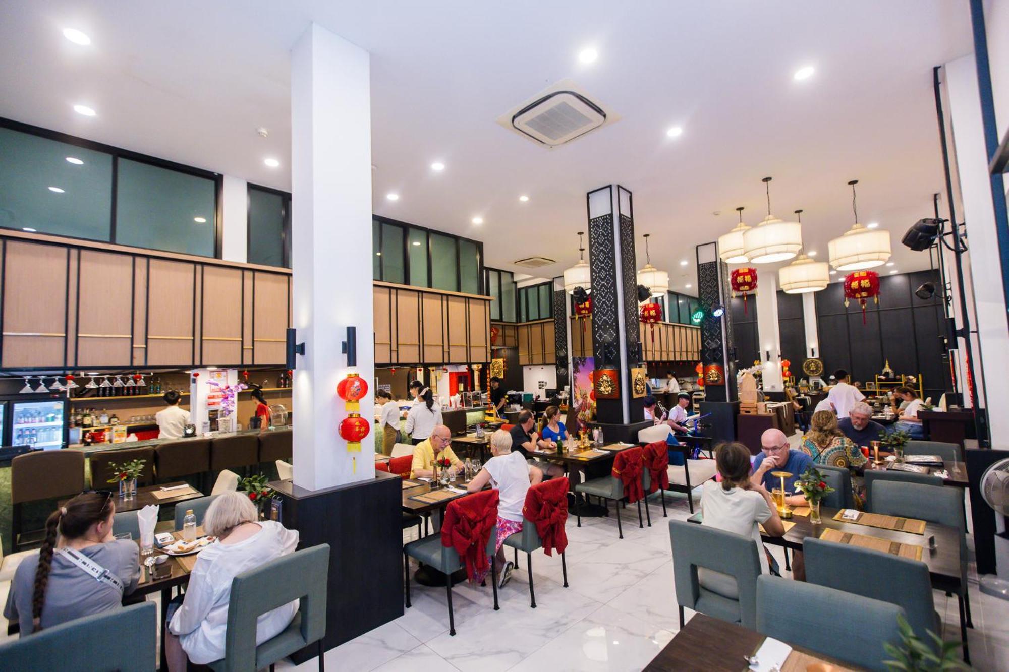 The Experience Walking Street Chiang Mai Otel Dış mekan fotoğraf